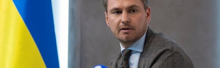"Хьюстон, у нас проблема". Когда Кравченко даст интервью Карлсону Такеру