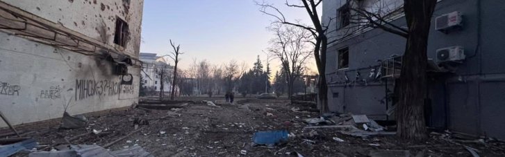 Центр Краматорська атакували ворожі авіабомби. Є поранена