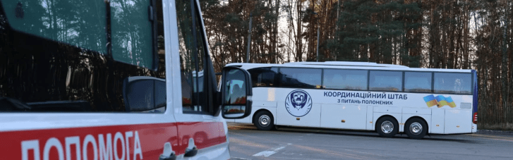 Мінськ передав Києву 114 цивільних українців та білорусів (ФОТО)
