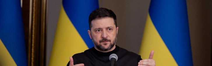 Зеленский отметил еще 14 "городов-героев Украины"