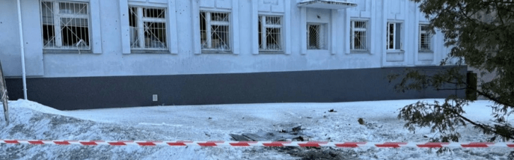 Россияне атаковали детскую больницу в Сумах (ФОТО)
