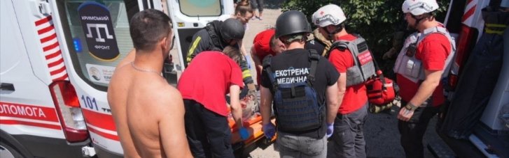 Россияне повторно ударили КАБами по Запорожью: ранены восемь человек (ФОТО)