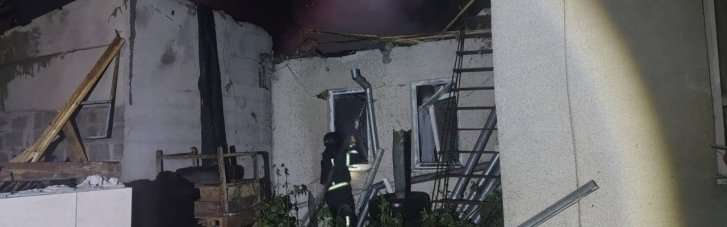 На Днепропетровщине из-за обстрелов погиб человек, повреждены предприятие и ферма (ФОТО)