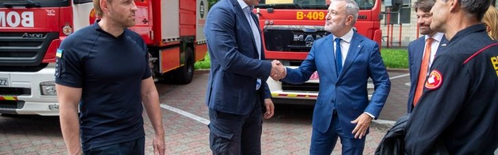 Ще одну партію пожежних автомобілей отримав Київ від Барселони, — Кличко