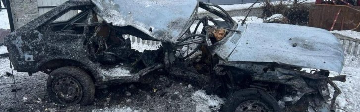 В Черкасской области обломки дрона повредили частные дома и авто
