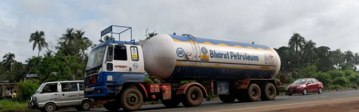 На фоне восстановления напряженности между США и Ираном цены на нефть пошли вверх, — Reuters
