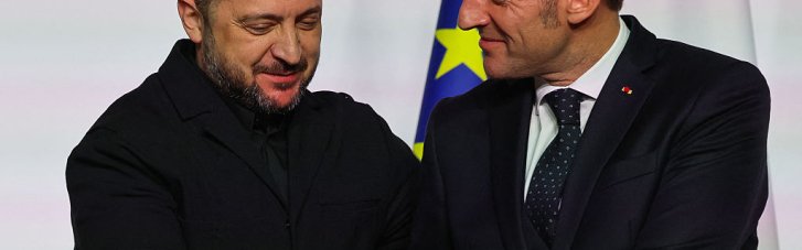 Зеленський прибув до Парижа