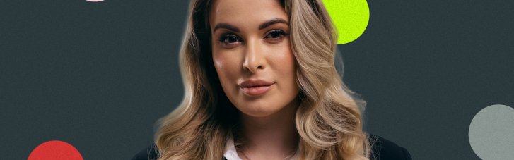 "Каждый может быть интересным спикером": ведущая Хит FM Юлия Карпова поделится техниками эффективных публичных выступлений
