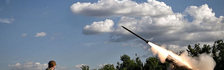 Еще 60 артсистем и почти 400 автомобилей и цистерн: Генштаб обновил данные о потерях РФ