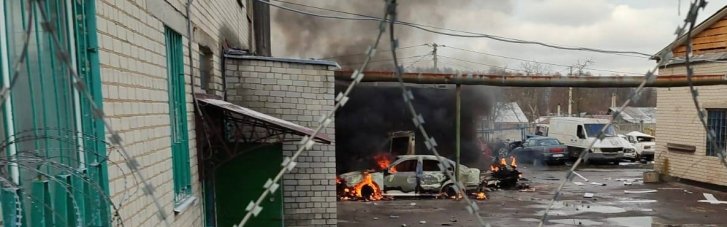 Внаслідок обстрілів Чернігівщини за добу пошкоджено енергооб'єкт, зерносховище та відділок поліції