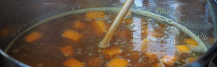 Дієтологиня назвала 16 продуктів, які допоможуть покращити стан волосся