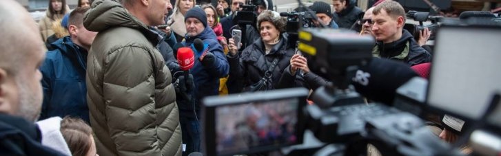 Кличко: В Киев прибыли 130 генераторов, средства на которые собрали польские волонтеры