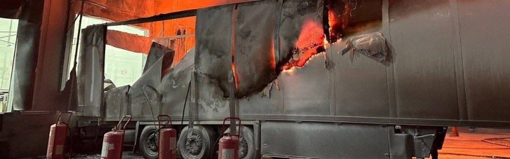 Россияне ударили по "Новой почте" в Одесской области: уничтожено посылок на 2,3 млн грн