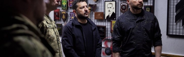 "Стійкість бере початок саме на фронті": Зеленський привітав військових із Днем захисників і захисниць (ВІДЕО)