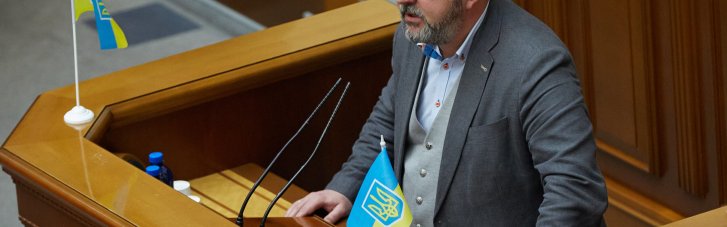 "Слуга" Потураєв заявив про бажання скласти мандат через "рішення колег"