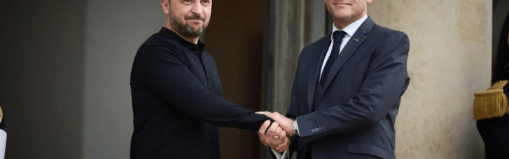 Макрон розповів Зеленському про результати міжнародних переговорів