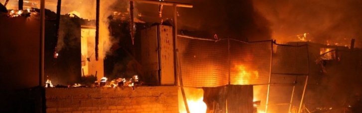 Российская атака вызвала пожар и разрушения в Запорожье (ФОТО, ВИДЕО)