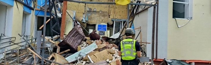 На Черниговщине оккупанты разрушили лицей, отстроенный после ракетного удара