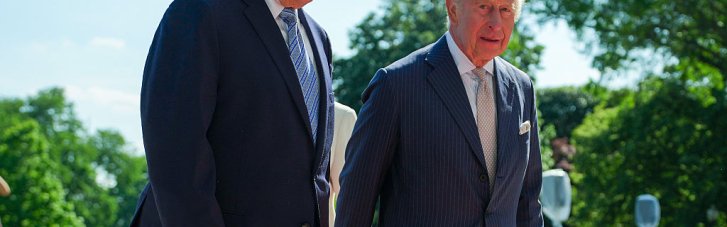 "Ви б розмовляли французькою": Чарльз III потролив Трампа за фразу про "визволителів від німців"