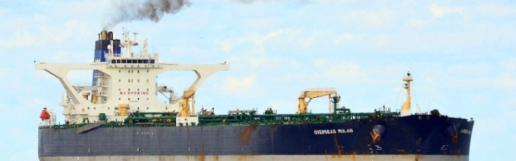 США зупинили абордаж нафтового танкера через малюнок прапора РФ, – ЗМІ