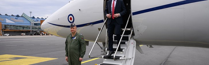 BBC: российская РЭБ заглушила GPS самолет с министром обороны Британии