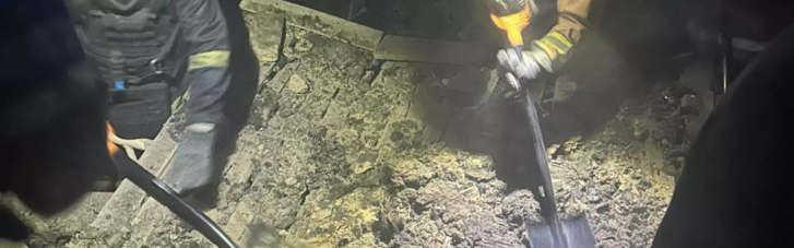 В Донецкой области спасатели разобрали тысячу килограммов из разрушенного дома, чтобы достать тело мужчины
