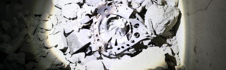 Окупанти двічі вдарили ФАБами по Слов'янську: постраждала сім'я, зруйновано навчальний заклад (ВІДЕО)