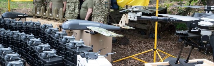 Кличко передал от столичной громады еще более 1600 дронов бойцам 12 армейского корпуса