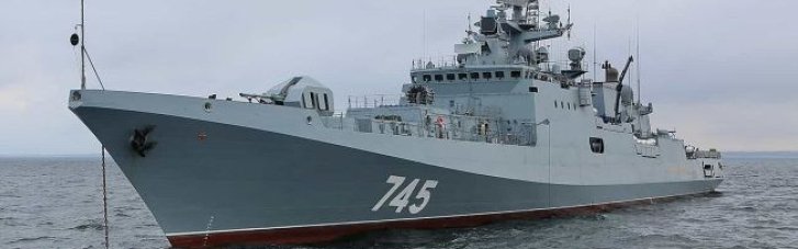 Российский фрегат открыл предупредительный огонь в сторону британской яхты