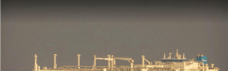 Щонайменше 20 морських суден РФ продовжують експортувати нафу і газ, - ГУР