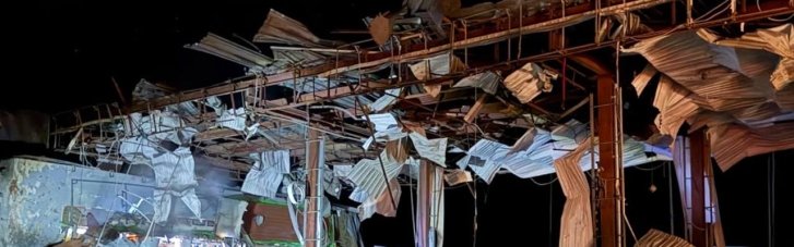 Вночі ворог атакував енергетичну інфраструктуру, АЗС та поштовий транспорт на Сумщині