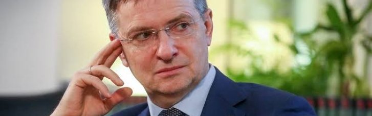 ЕС ввел санкции против переговорщика Путина Мединского