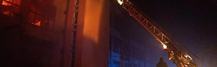 Рятувальники Одещини ліквідовують наслідки масованої ворожої атаки (ФОТО, ВІДЕО)
