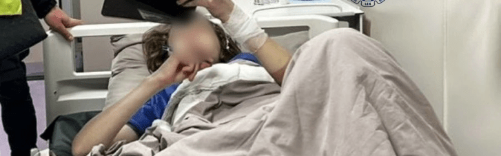 Суд арештував 14-річного хлопця, який у Києві атакував ножем вчительку та однокласника