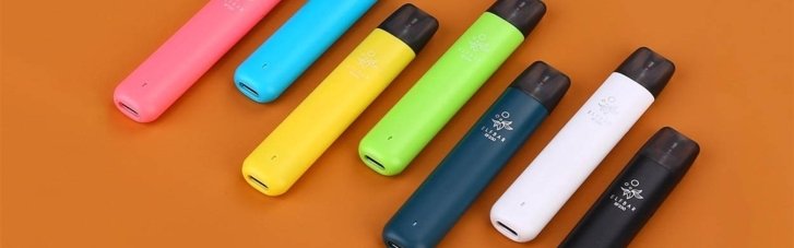 У Києві попри заборону масово продають ароматизовані "електронки" підліткам, — розслідування УНІАН