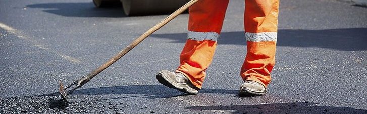 В Киеве временно ограничат движение на одной из ключевых магистралей