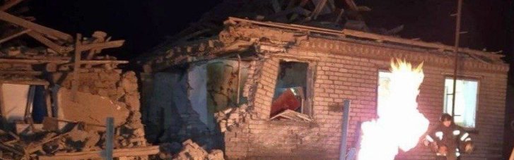 Оккупанты ударили по Днепропетровщине: повреждены дома, гимназия и предприятие