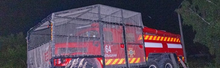 Російська армія вдарила по Харкову: є руйнування в Центральному парку і приватному секторі (ФОТО)