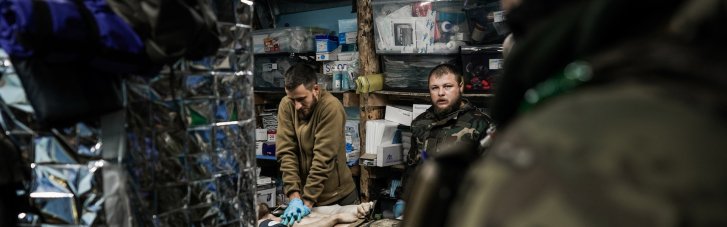 Команда, яка рятує життя: українців запрошують долучатися до медичної служби "Азова"