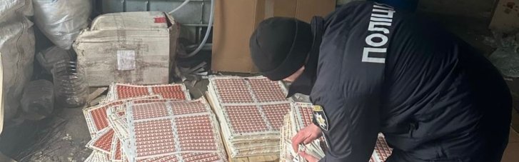 Вінничанин підробив марок "Укрпошти" на 5 млн грн