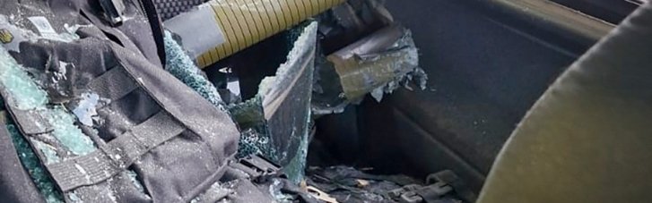 Вражеский дрон атаковал авто полицейских в Сумской области (ФОТО)
