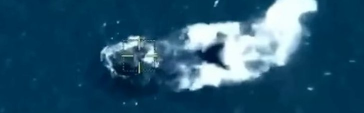 Бойцы ВМС и ГУР вместе уничтожили три российских беспилотных катера (ВИДЕО)