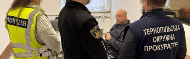 60-летний житель Тернополя изнасиловал подростка и вовлек других детей в создание порноконтента
