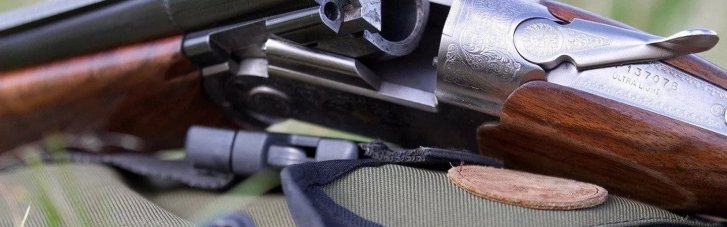 Оккупанты снова начали "благотворительно" отбирать охотничье оружие на Запорожье