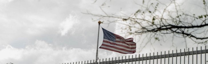 "Никаких изменений в нашей деятельности нет": посольство США в Киеве прокомментировало заявления о выезде