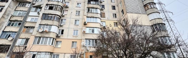 Более 20 населенных пунктов Херсона находились под обстрелами в течение суток. Есть раненые