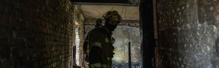 У Києві усувають наслідки обстрілу 24 травня: постраждалих побільшало, пошкодження — у 49 місцях (ФОТО, ВІДЕО)