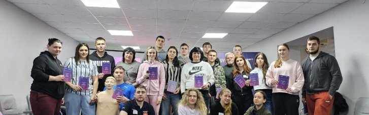 FAST за підтримки Favbet Foundation роблять спорт безпечнішим: тренери та спортсмени проходять тренінги з першої допомоги