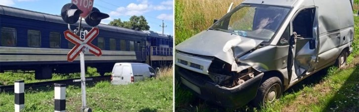 Водій авто на Хмельниччині виїхав на переїзд та зіткнувся в потягом
