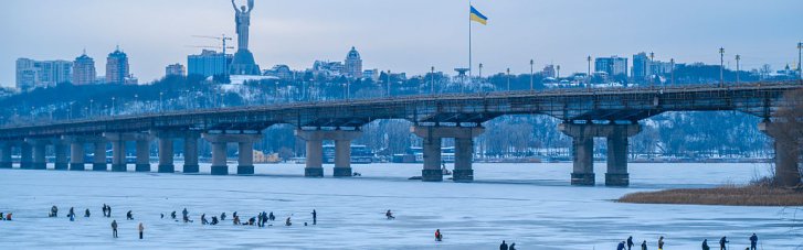 Погода в Україні 6 січня: мокрий сніг, на дорогах ожеледь та туман (КАРТА)